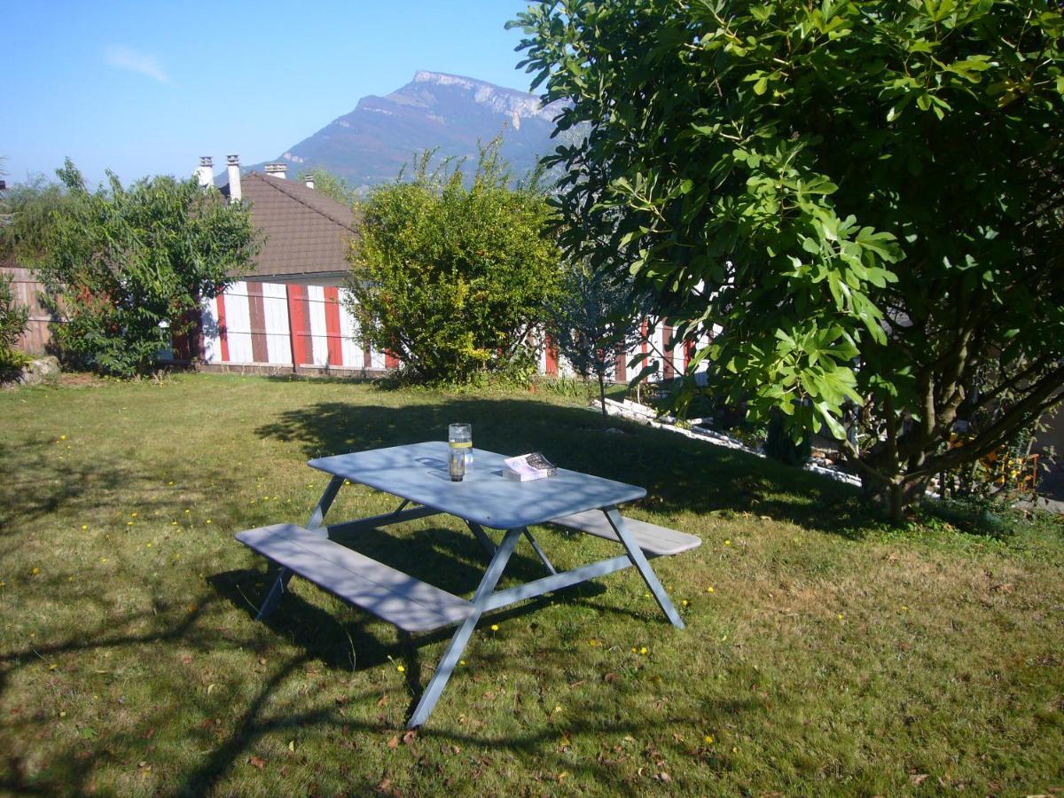 Zimmer Mit Fruehstueck Challes-les-Eaux Exterior photo